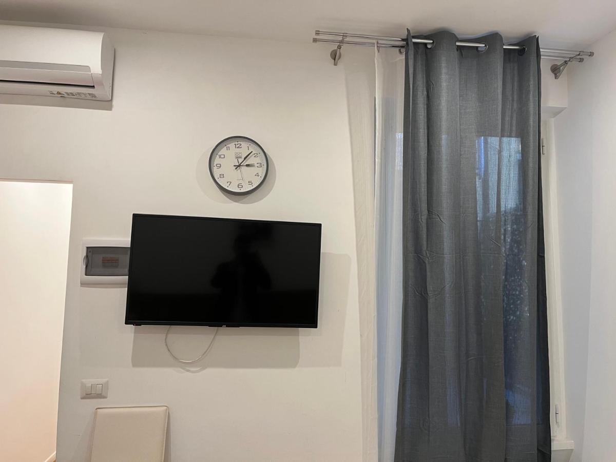 Sara B&B Rome Bagian luar foto